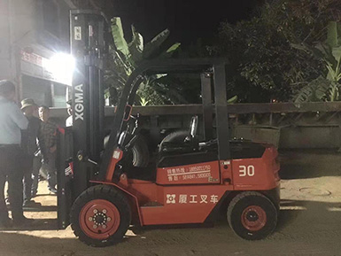 急客戶之所急，永新昌叉車服務(wù)暖人心